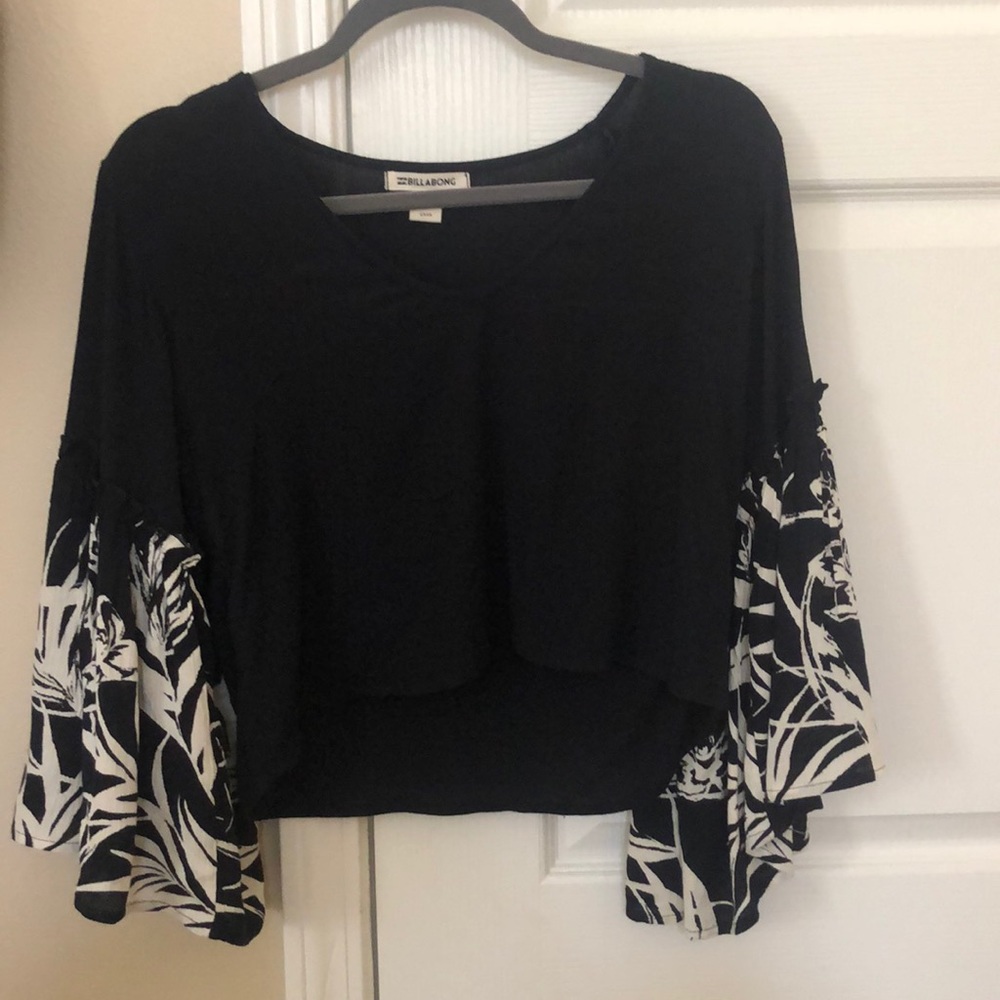 Billabong crop long sleeve